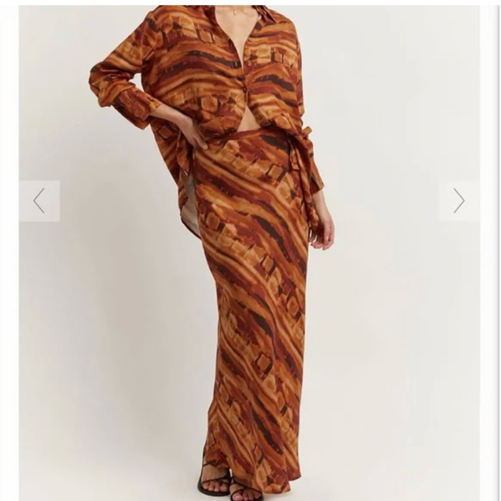 DISSH Rust and Brown Patterned Maxi Skirt